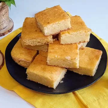 Bolo de mandioca cozida