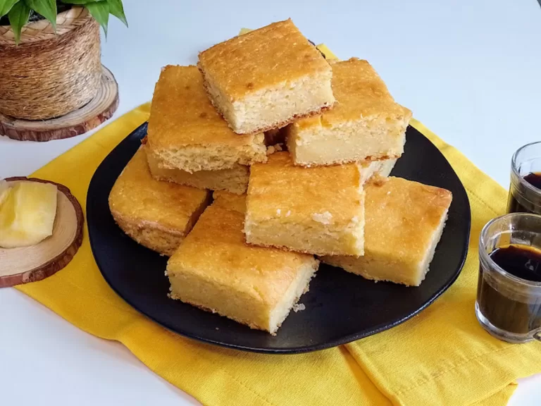 Receita de Bolo de mandioca cozida