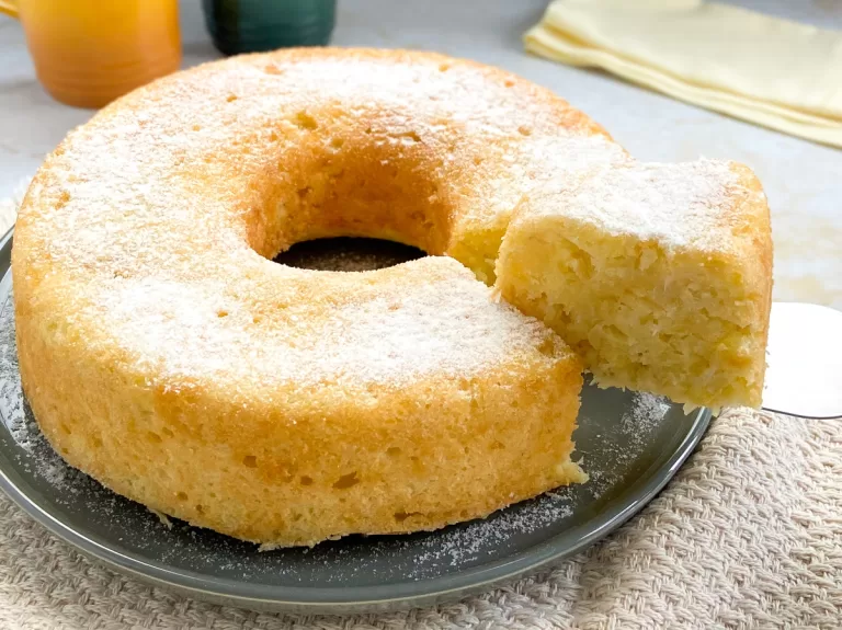 Receita de Bolo de mandioca cozida sem glúten