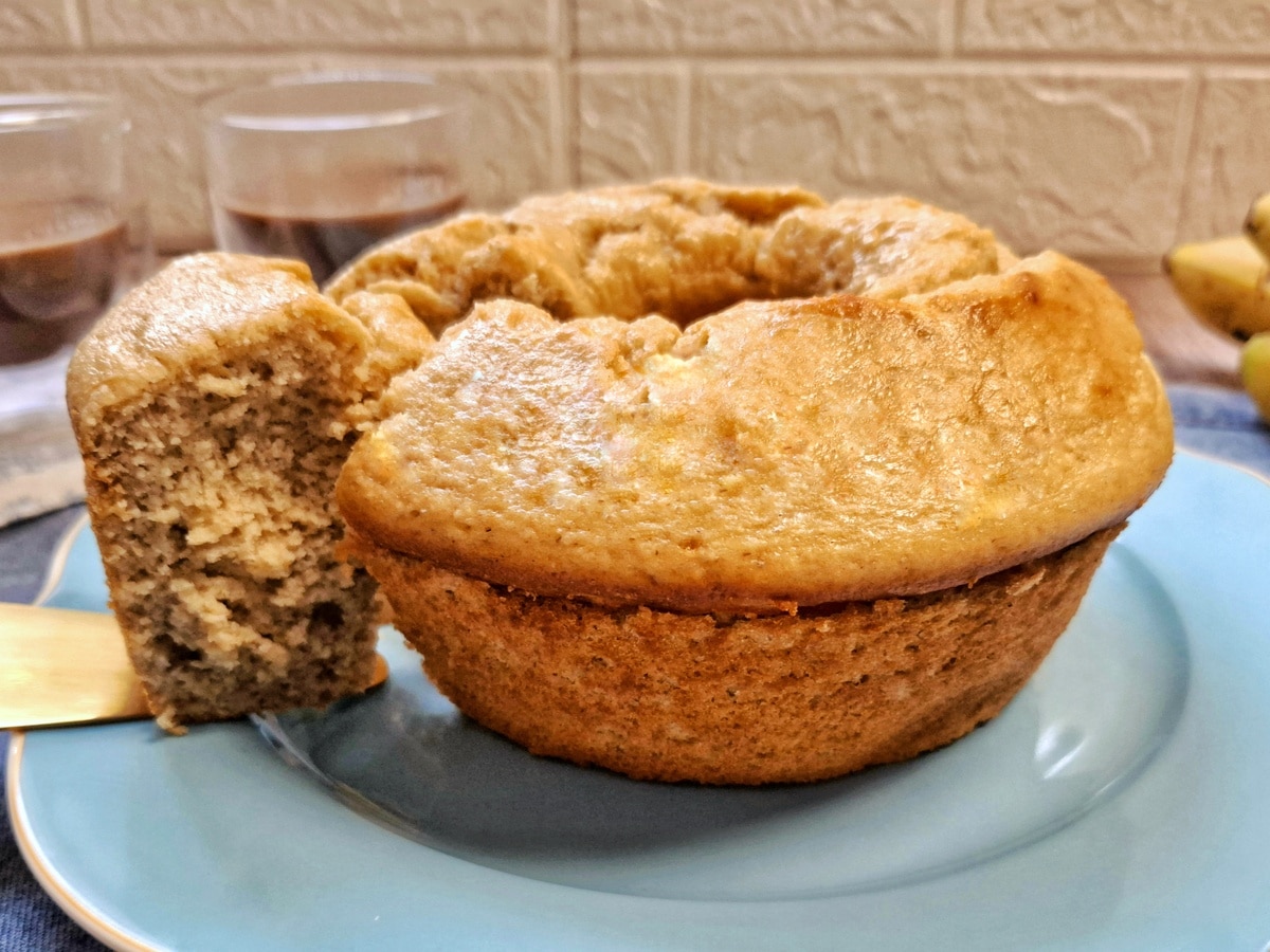 Bolo fit de banana e aveia no liquidificador