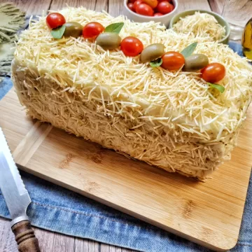Bolo salgado de pão de forma