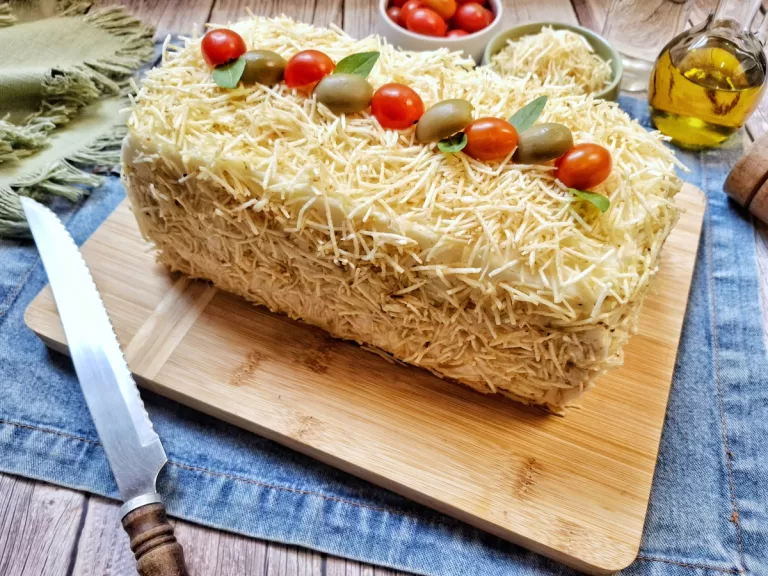 Receita de Bolo salgado de pão de forma