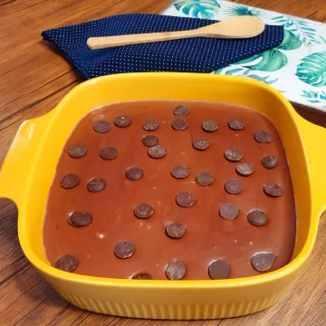 Bombom na travessa de Ninho com chocolate