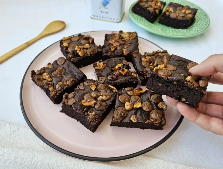 Receita de Brownie proteico de batata-doce