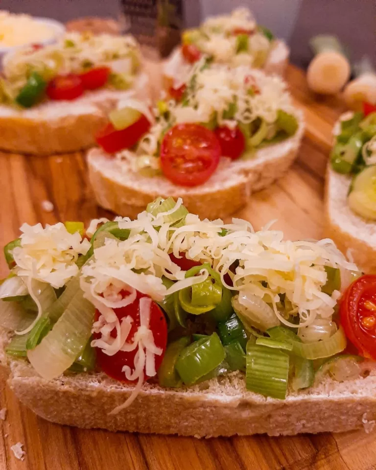 Receita de Bruschetta de alho-poró