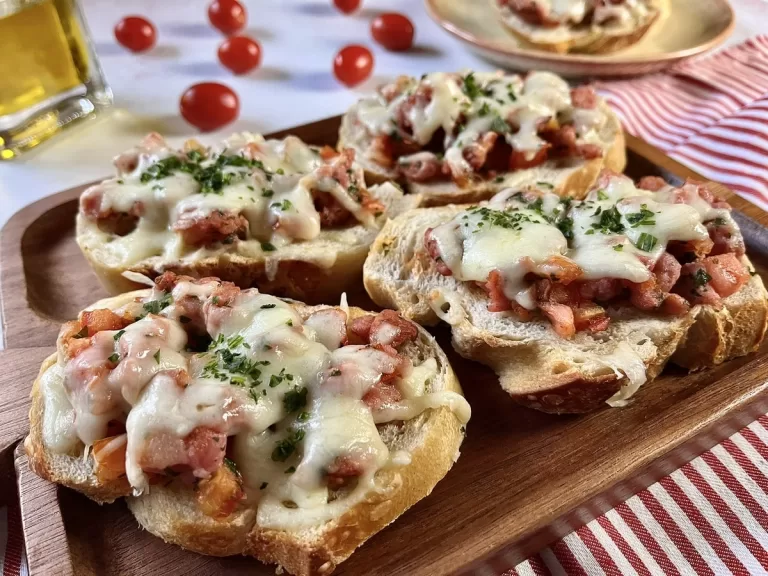 Receita de Bruschetta de linguiça