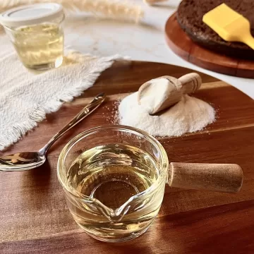 Calda de açúcar para bolo