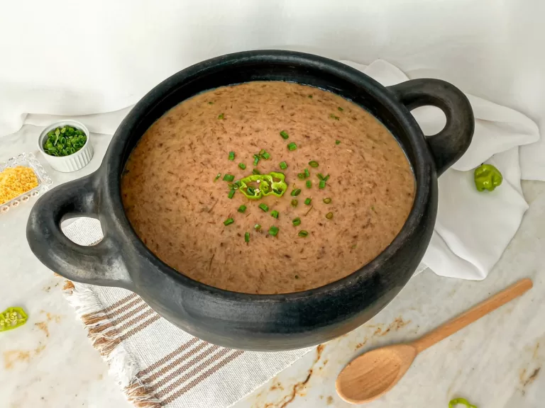 Receita de Caldo de mandioca com carne desfiada