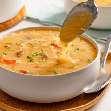 Caldo de pinto com bacon