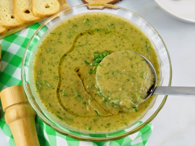 Receita de Caldo verde legítimo