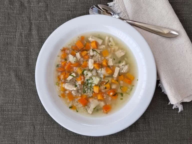Receita de Canja de galinha low carb