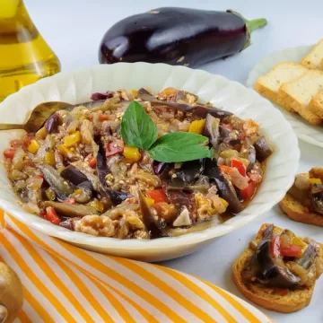 Caponata de berinjela fácil e rápida