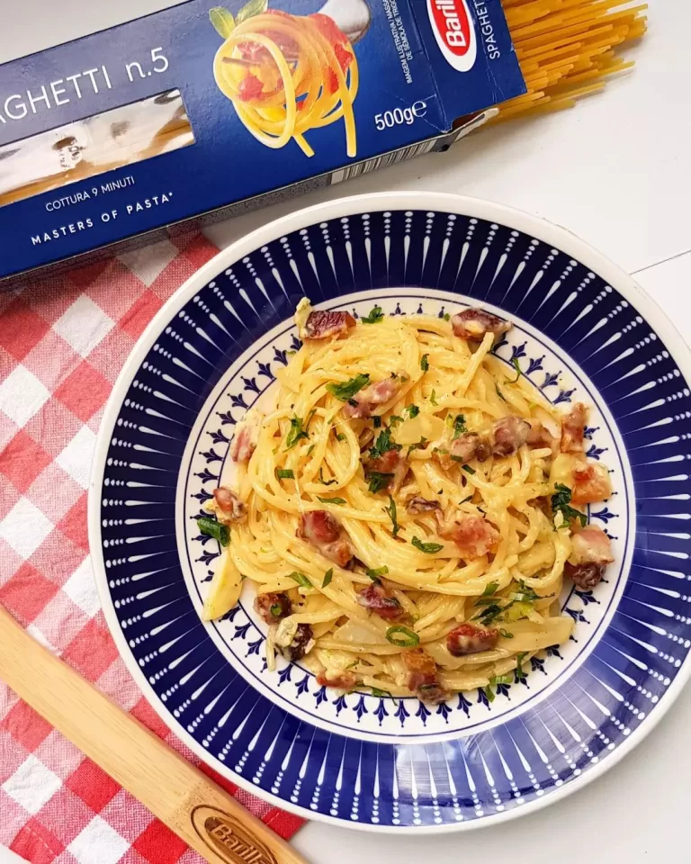 Receita de Carbonara com queijo curado