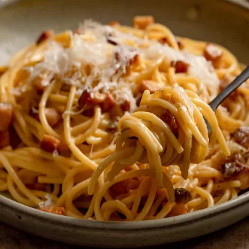 Carbonara fácil e rápido