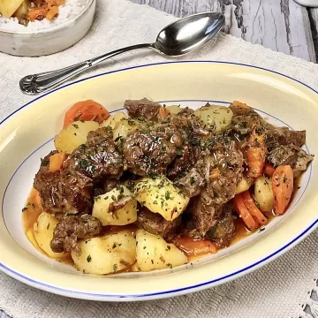 Carne de panela com batata rápida e fácil