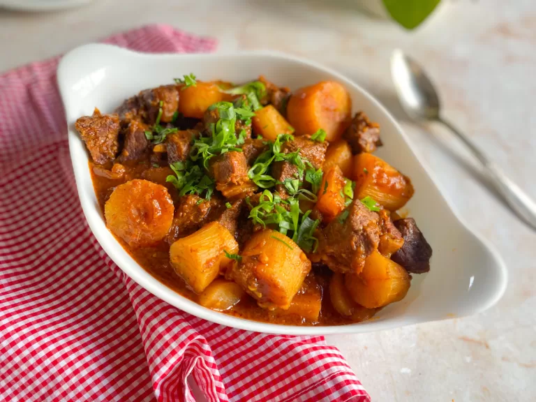 Receita de Carne de panela com mandioca