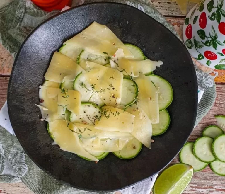 Receita de Carpaccio de abobrinha com parmesão