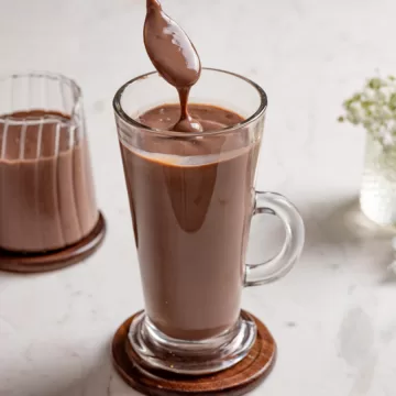 Chocolate quente simples e barato