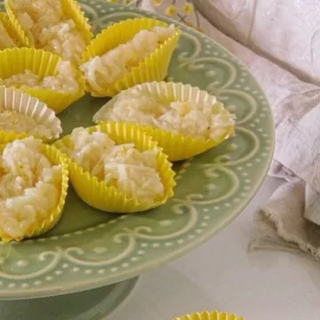 Cocada com limão-siciliano