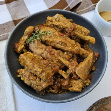 Costelinha de porco na panela de pressão