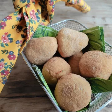 Coxinha de frango sem massa
