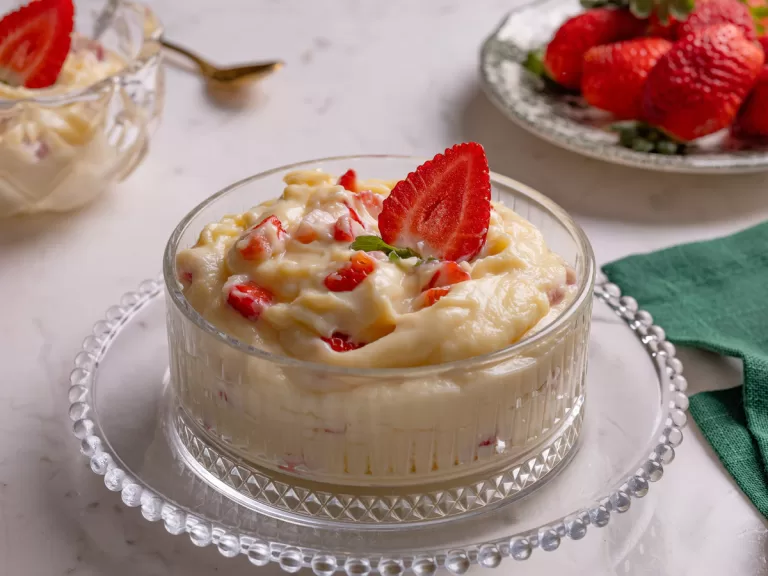 Receita de Creme belga com morango