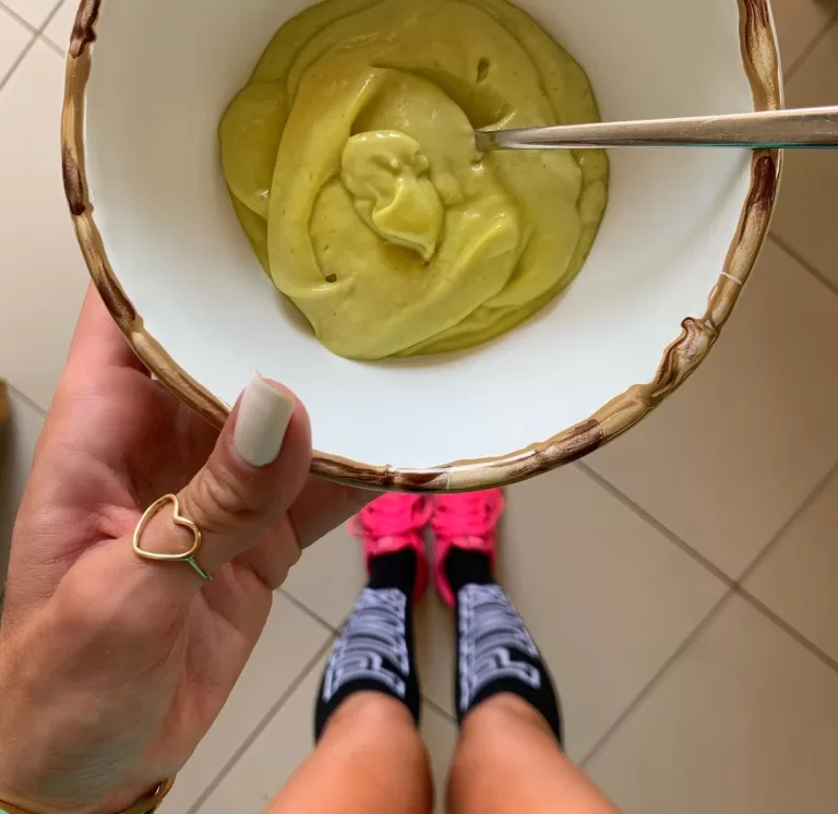 Receita de Creme de abacate fit
