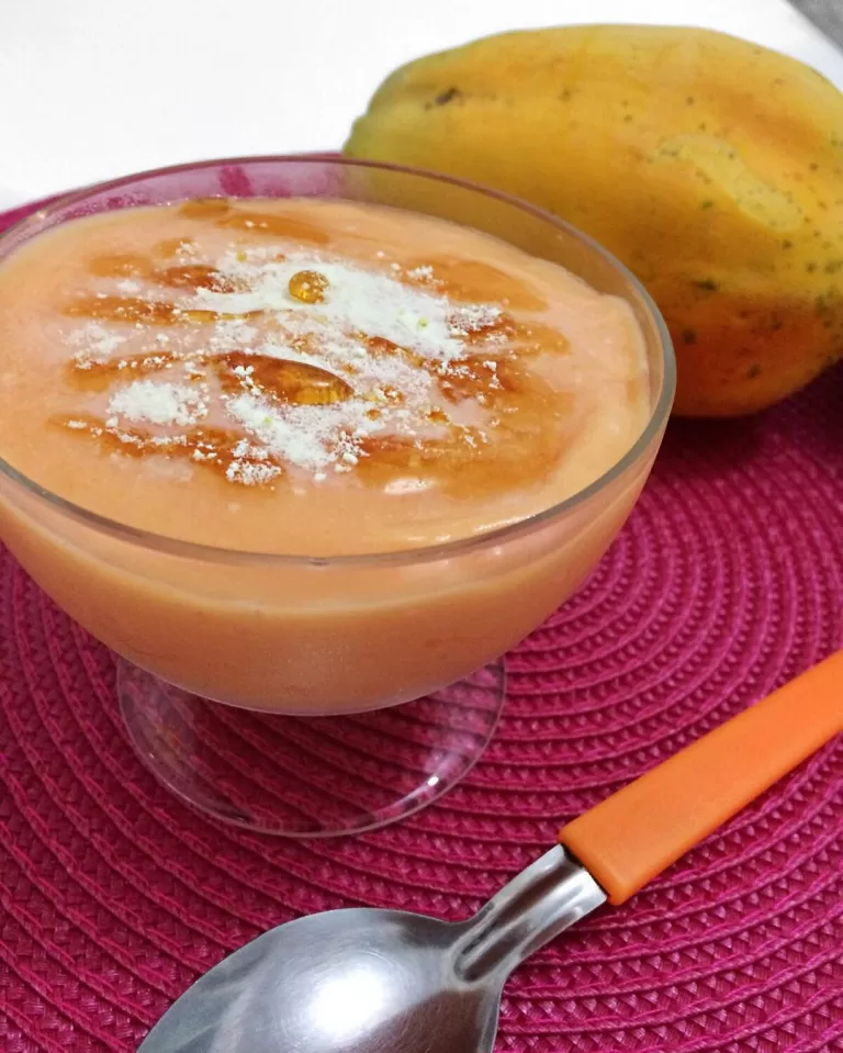 Receita de Creme de papaia com iogurte