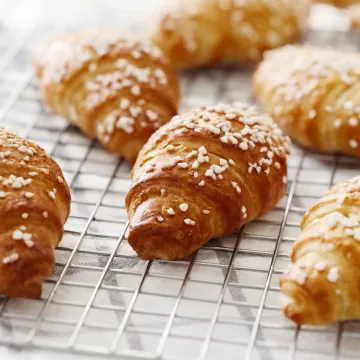 Croissant de presunto e queijo