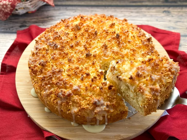Receita de Cuca de coco com leite condensado