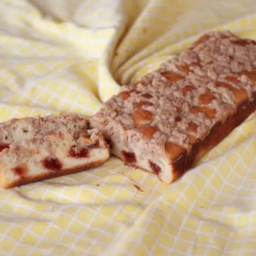 Cuca de goiabada