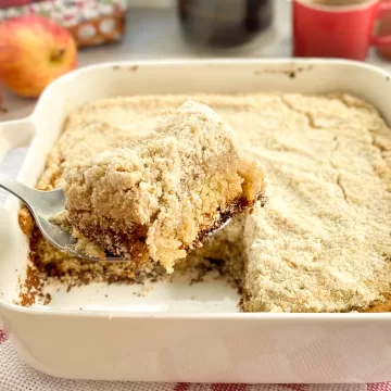 Cuca de maçã com aveia