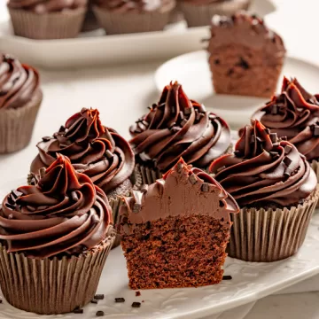 Cupcake de chocolate com ganache