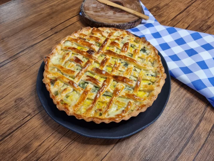 Receita de Empadão de queijo com espinafre