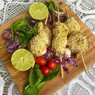 Espetinho de peixe assado