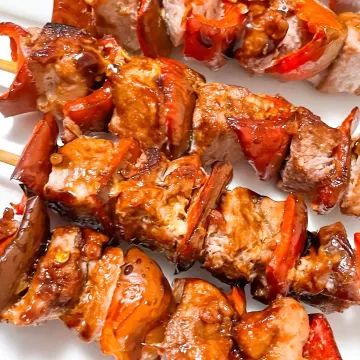 Espetinhos de porco agridoce