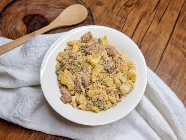 Receita de Farofa de bacon com ovo fácil