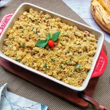 Farofa de banana com castanha-de-caju