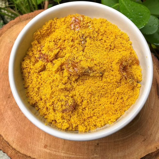 Receita de Farofa de dendê com camarão seco