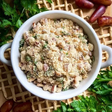 Farofa de pinhão com bacon