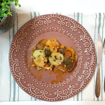 Filé de merluza assado com batatas