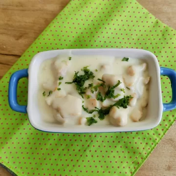Frango ao molho branco simples