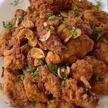 Frango e alho frito
