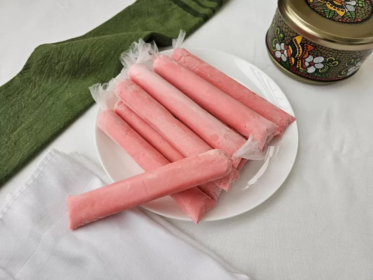 Receita de Geladinho cremoso de morango