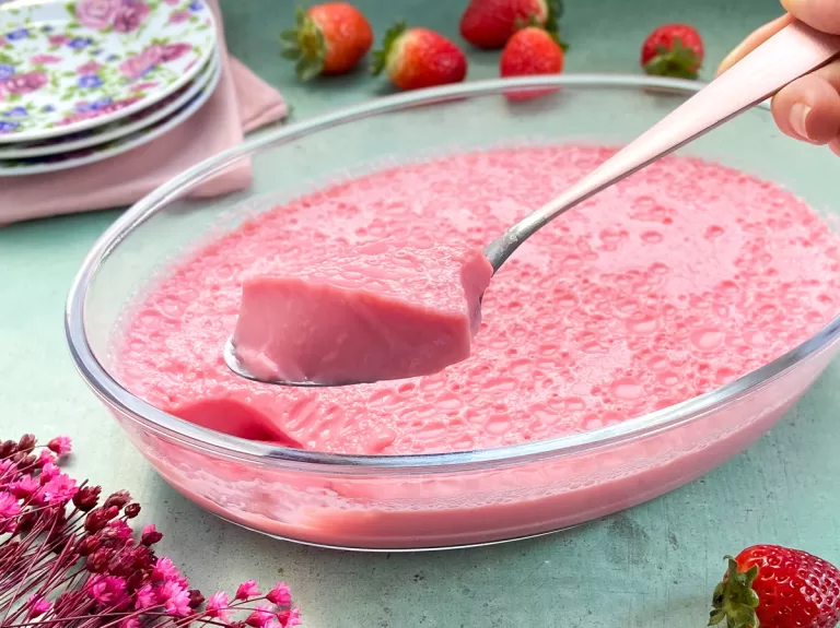 Receita de Gelatina com leite condensado