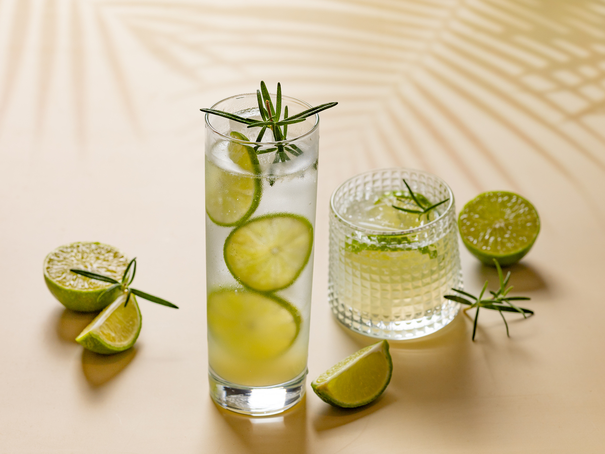 Gin tônica com limão