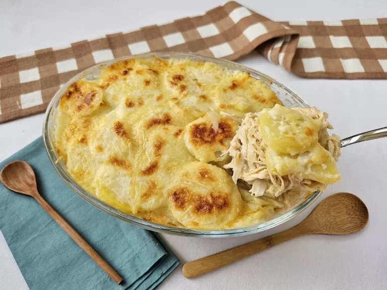 Receita de Gratinado de frango com batata