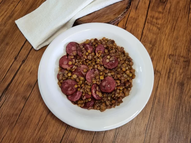 Receita de Lentilha com linguiça