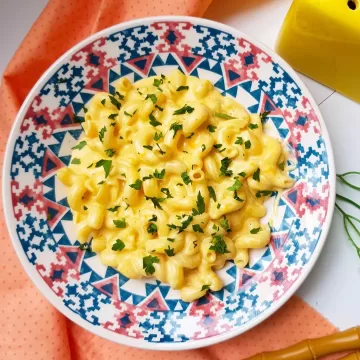 Macarrão ao molho cheddar