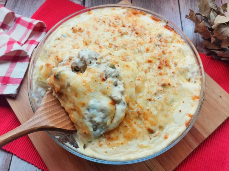 Receita de Macarrão com frango gratinado